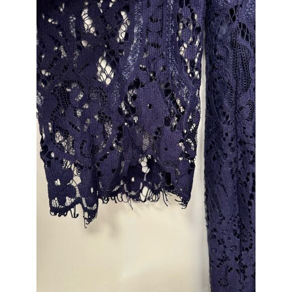 Francesca's Navy Lace Long Sleeve Mini Dress Size Medium - Picture 4 of 5